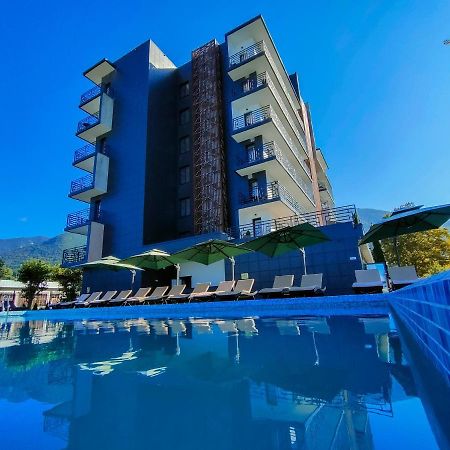 A.V. Sokol Family Hotel Gagra Exterior foto